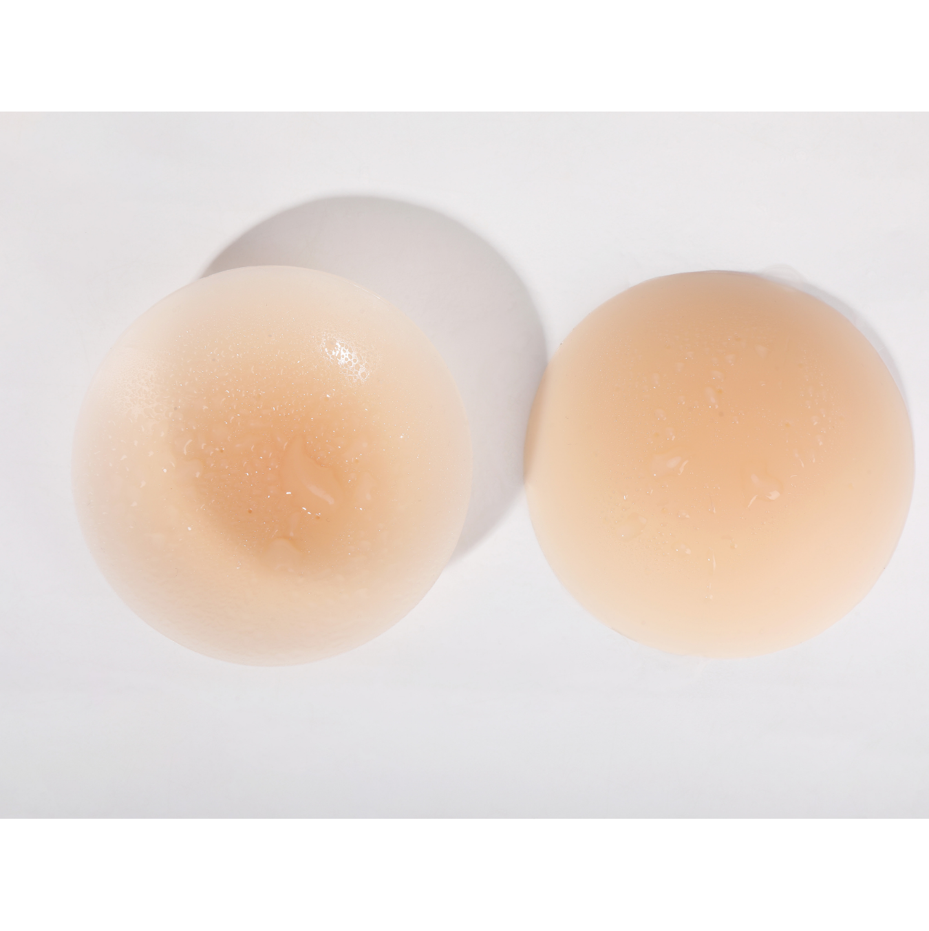 Cache-tétons invisibles