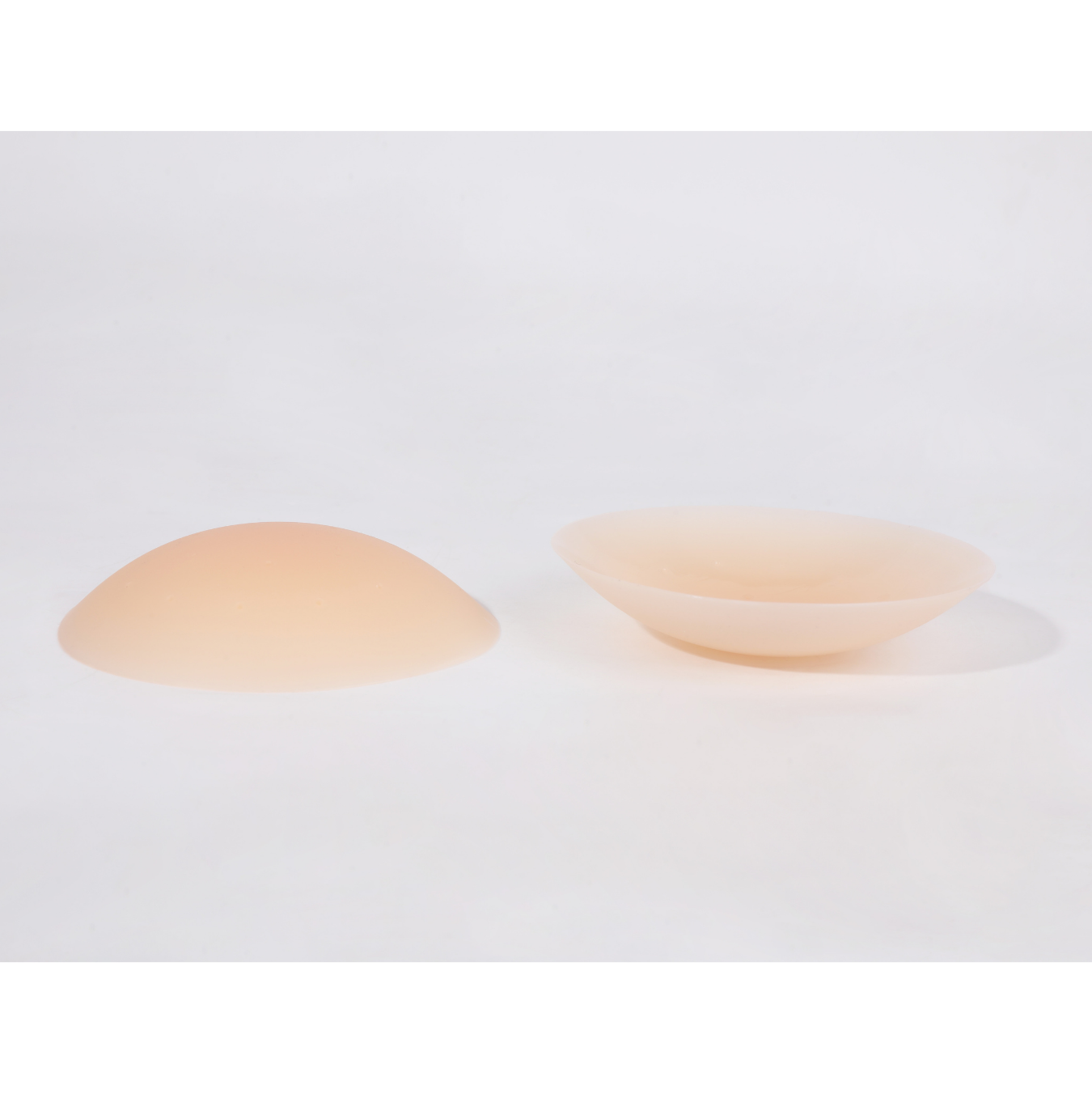 Cache-tétons invisibles